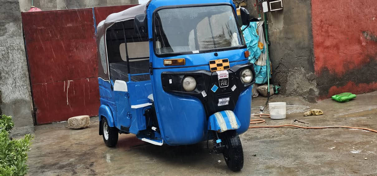 السلام عليكم  تكتك رقم وسنويه 22شهر 7
مكينه مكفوله مبدل بيها بس زنجيل 
والكشر بيها بارد يم البك لايت 
وبل لقد شويه 3 اصابع 
تكتك جاهزه ما تذب عليها ربع 
تراي زيرو 
تواير جبلي اصلي 
كهربائيات كله شغال 
السعر7800
المكان ناصريه قضاء الرفاعي 
ابو واثق
***********
***********
