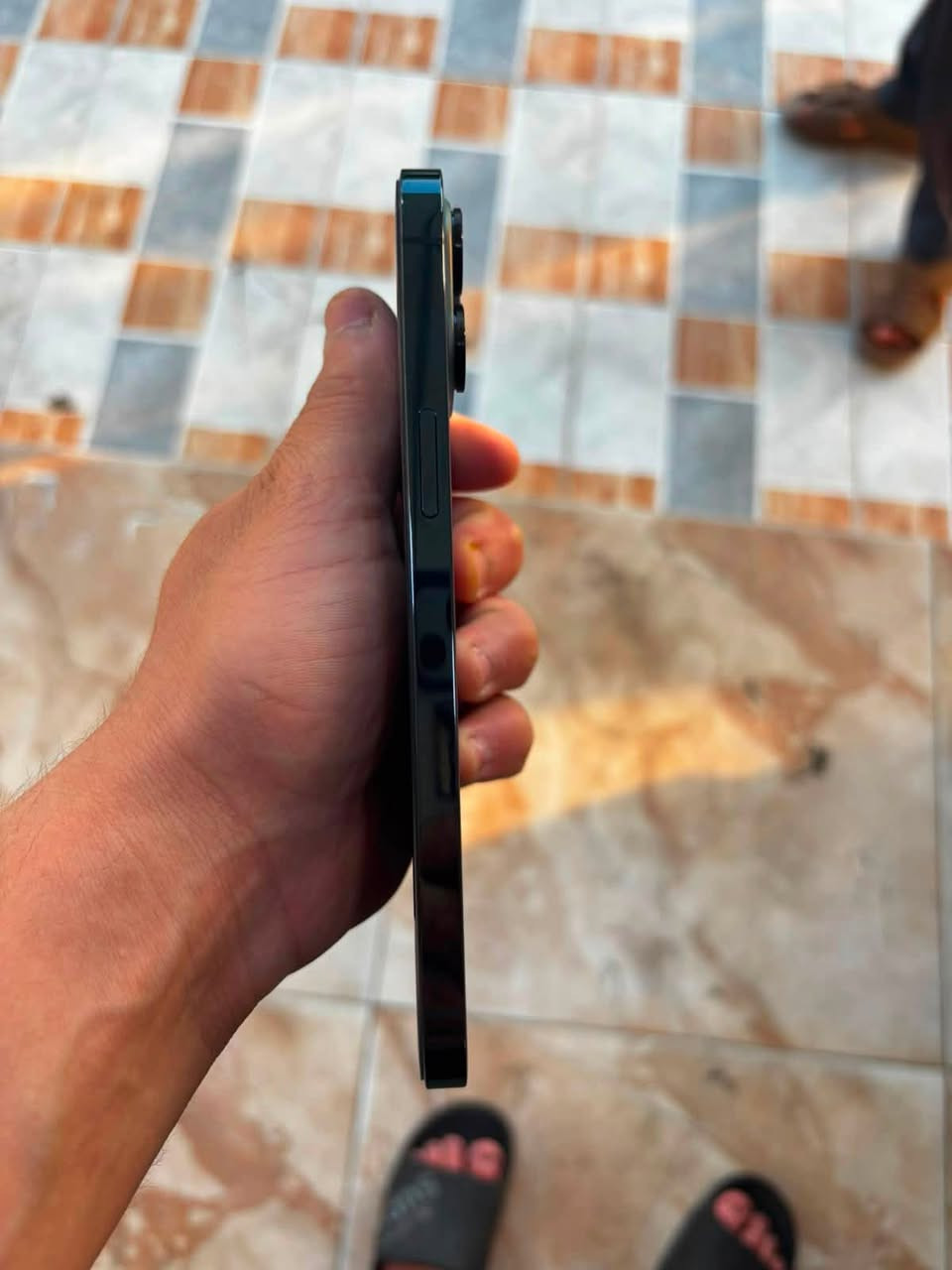 آيفون 12 برو ماكس عربي شرق اوسط جهاز نضيف مبدل بي لو قطعه بطاريه 80 لسعر 525 وبي مجال ***********
واتساب ***********
