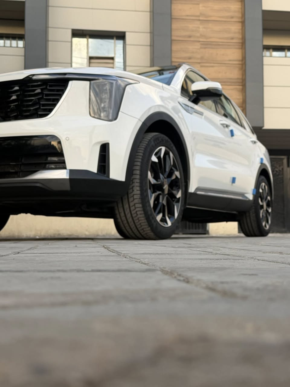 سورنتو 2025 ضمان الشركة نم 
مكفولة كفالة عامة لاضربة ولاصبغ ولابارد 
فول مواصفات  V6__ستة سلندر
…بصمة ابواب
…صندوك كهرباء
…بنوراما طكتين 
…كير موس
…دبل كامرة خلفية 
…تبريد شاشية
…مري شفط - طي
…جام عدد ٤ كهربائي 
…بردات خلفية
…شاشة عدادات
…شاشة تدعم كاربلاي-اندرويد
 …وضعيات قيادة سبورت-نورمال-ايكو
… شفتات ستيرن
…لايت زنون - بك لايت LED
…هند بريك اوتو
…حساسات امامي خلفي
…-7- راكب
… تشغيل عن بعد
للاستفسار

‏‭***********
***********
