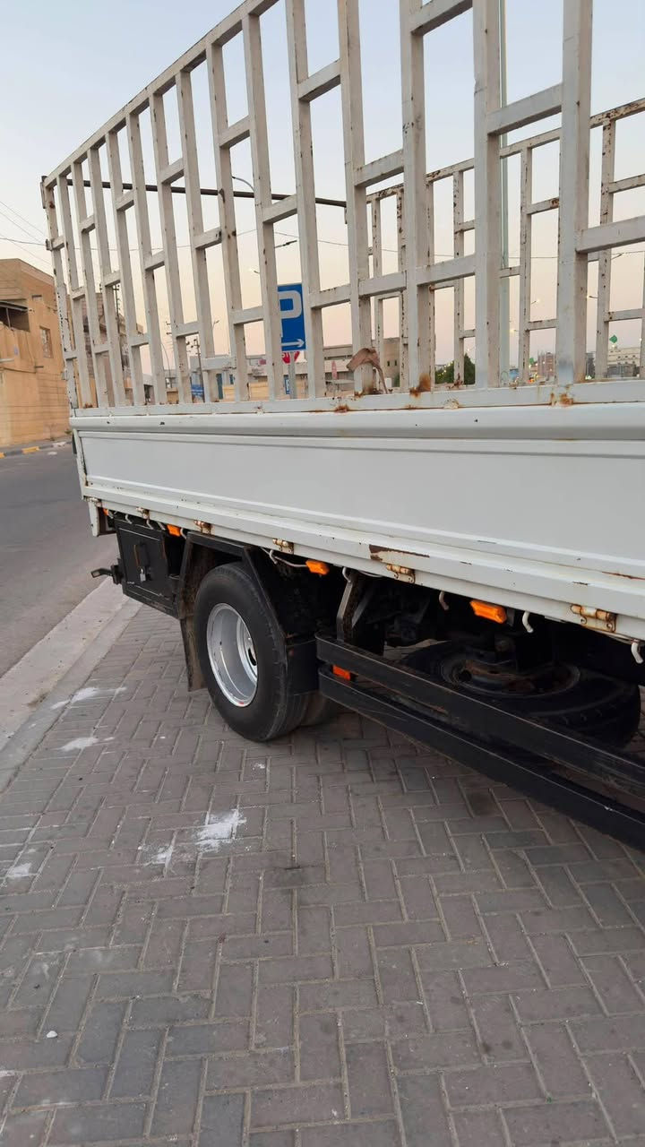 كيا فونتيرا موديل ٢٠٠٣ خليجي بدي طويل
مكينة بانزين 3000vvti كير كوستر راس الثور واكسل كوستر راس الثور سيارة كاملة من كلشي تبريد شغال تايرات نظيفة حداديه توني مشتغلها المجموعة الامامية كيا بنكو فحل22 دسك سيارة ماناقصها شي وباسمي تحويل ثاني يوم للاستفسار الاتصال على الرقم 
***********العنوان البصرة

