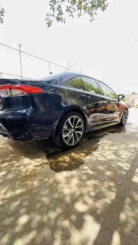 كورلا 2020 امريكي اللون حبري  محرك 2000 كير 10 نمر فئة ال se يعني الفو...