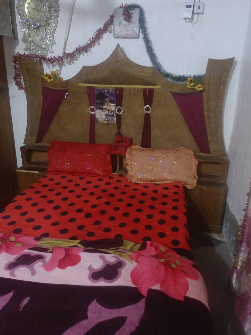 سلام عليكم غرفه خشاب جديده غرفه جاهز مكاني كربلاء *********** محتاز فلوس سعر 400 وبيه مجال
