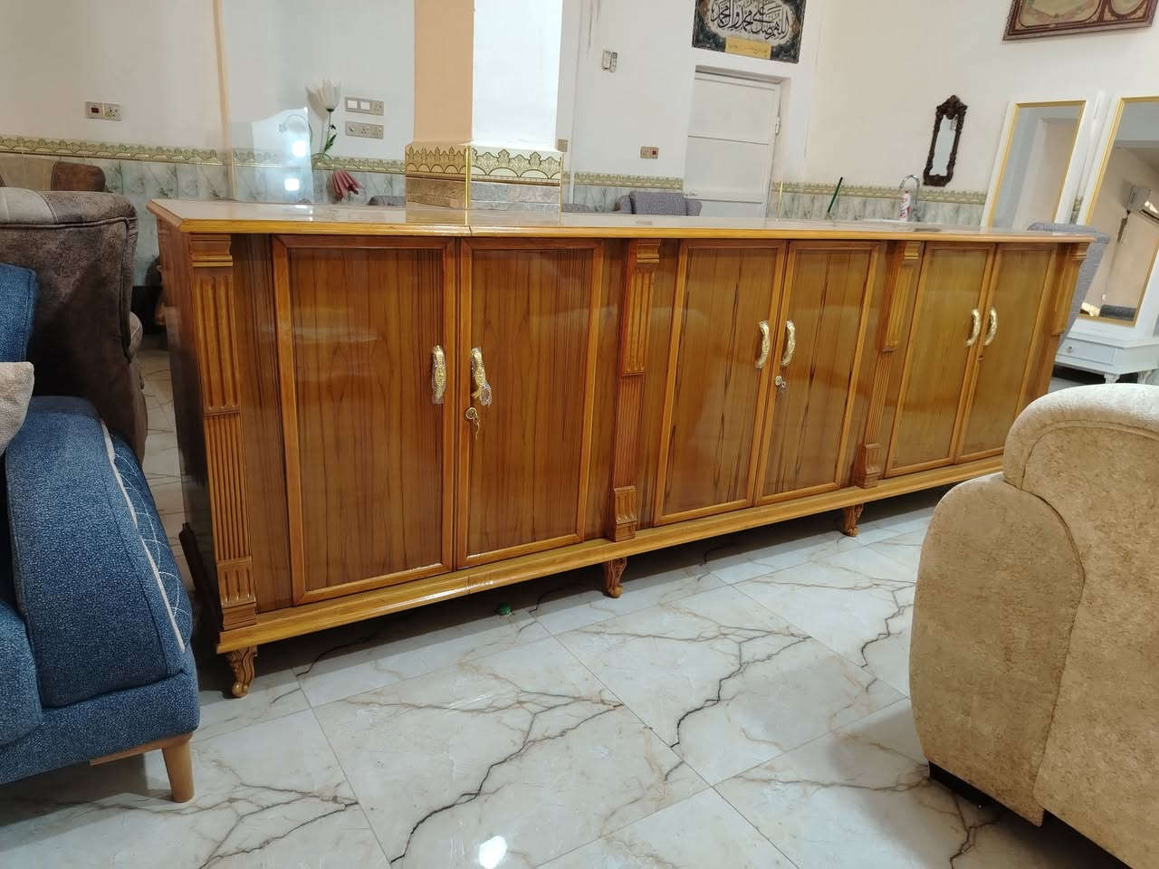 بوفيه حسب الطلب فقط تسكام


**إذا كنت صاحب هذا الإعلان وتريد حذفه لأي سبب، رجاءا أرسل رسالة إلى الدعم الفني**