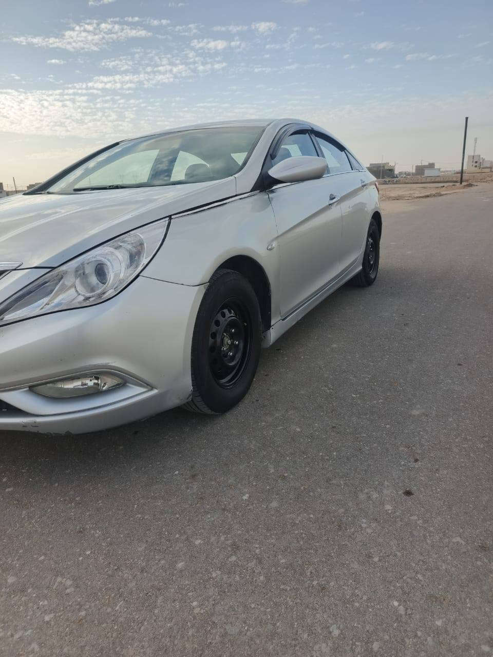 سلام عليكم سوناته مديل 14 كصه جنطه متوئمه وكامله شرط حاسبه دخول جديد بعدهي بريحت الشركه مكينه كير حداديه تبريد تخم تايرات جدد مكفولات سياره غاز انسه شي اسمه دوانزز
مكان سياره بصره السعر 46 بيهه مجال قليل  ترهم مراوس حسب القناعه 
***********
