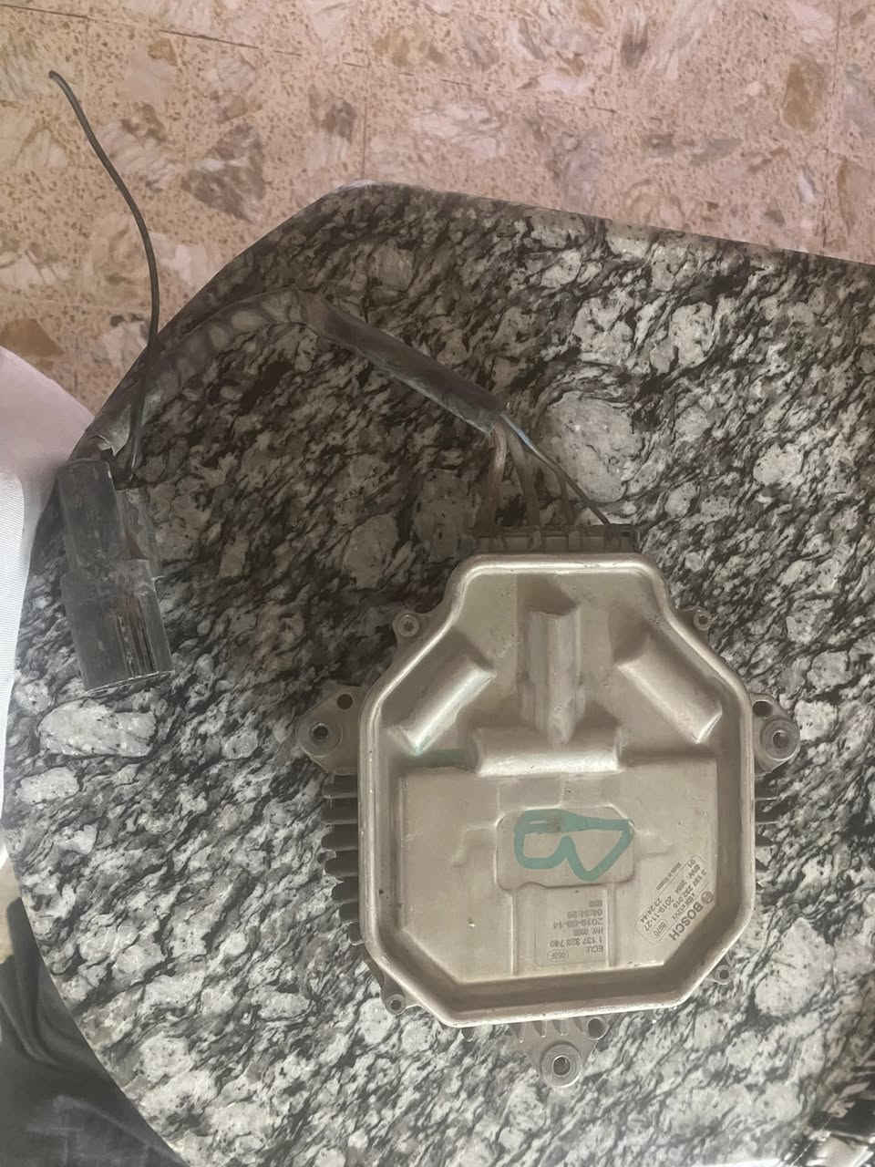 ماطور ماليبو.   ١٧.  ع شغل 
قفل ١٠٠ الف 
***********
