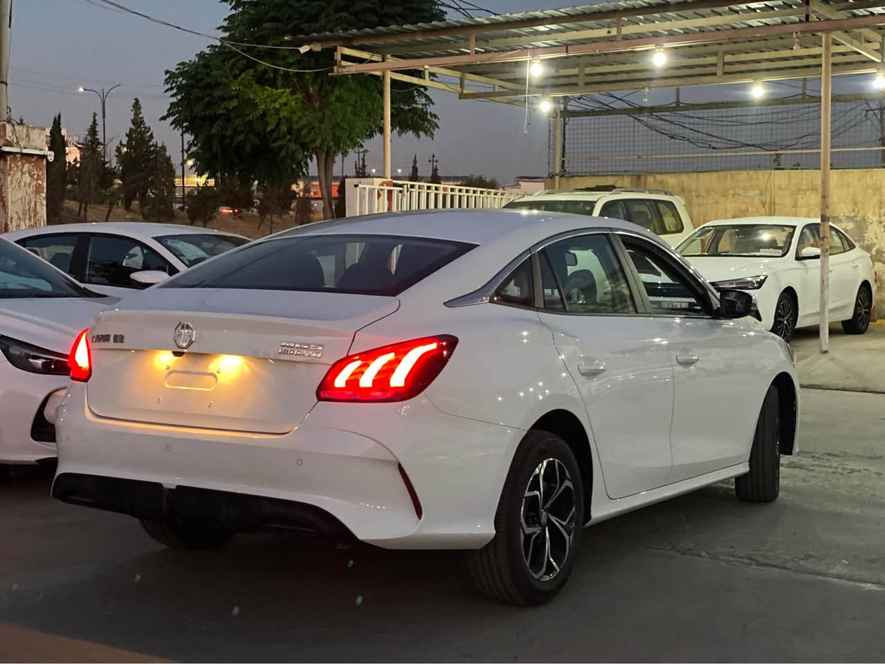 MG GT 2025 گيرعادى سةيارةكة سفر كيلومةترة رةقةم كاتية ٣ مانگ كاتى لةگةلة كلين تايتل بةسمةية ليدى پيش و پشتة شاشةية كاميرةية حةساسة ئاوينة ئيشارةتة  ناو رةشة تحديد سرعةية ڤؤليؤمى سةر سوكانة  
نرخ ٩٨ وةرةقة تكاية مشتةرى نيت تيل مةكة لةگةل ريزم 
☎️*********** أربيل, العراق
