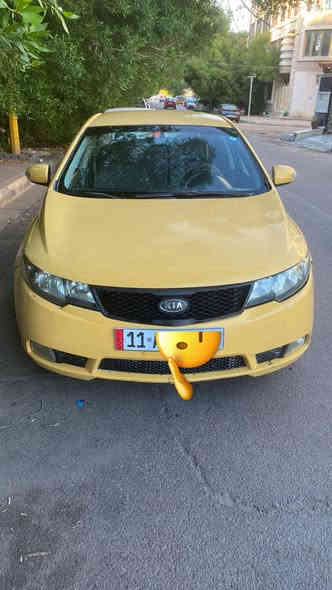 السلام عليكم          (شرط التحويل)
كيا فورتي موديل 2010
رقم بغداد جديد دولي 
مكينه 2000 دوش
كير ومكينه خير من الله 
مصفره هيئه وغرامات 
سعر 70 وبيه مجال بسيط 
مكاني بغداد الخطيب 
📞***********

بيه ضربه بجاملغ الامامي جهت السايق ولغد مسحوب بدون دواخل موضح بصوره
