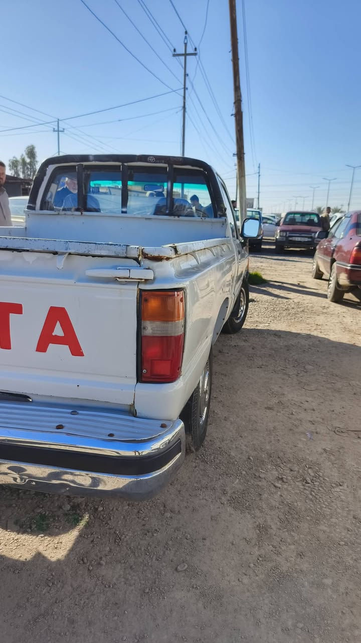 سلام عليكم بيكم موديل85 صبغ عام كهربائيات كل شغال كير محرك شرط طخم تايات جديد كربون بازين و اني صاحبو ال سعر 45 و بي مجال بصيط***********
