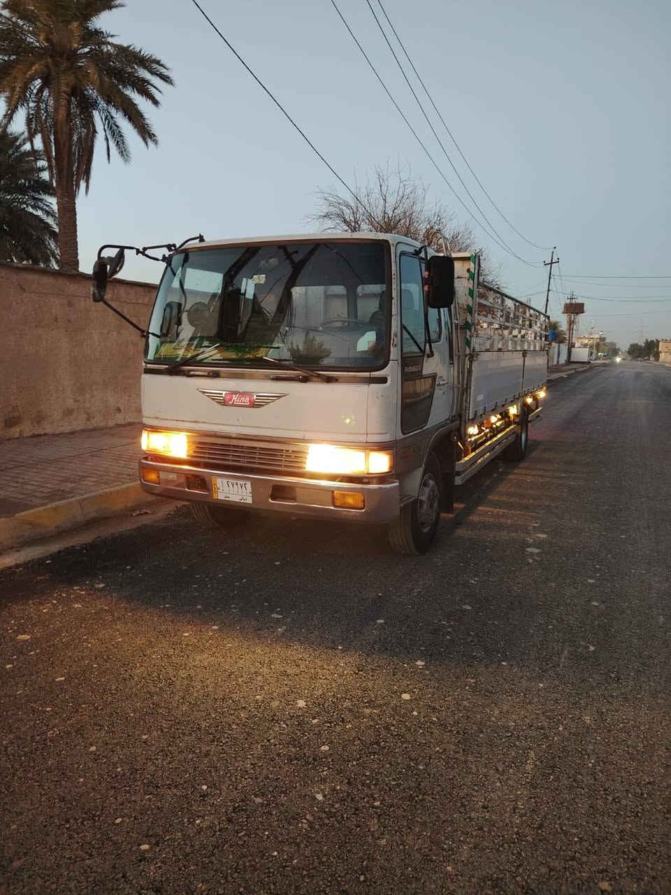 هينو طيره ٧٠ عادي جاهزه لعمل ٦وربع بلادي تخم تاير سبرنكات تخم كلج جديد كهرباهت كله شغاله تواصل ***********
