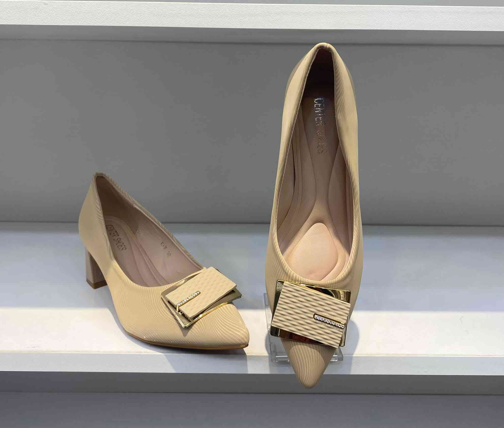 تخفيضات تخفيضات سعر فقط 10 الف
قياسات 36.37.38.39.40.41
احذية وحقائب بيروت
عنوان شارع مزرعة مجمع رؤتانا طابق الاول محل رقم 24
يوجد لدينا توصيل داخل خانقين


**إذا كنت صاحب هذا الإعلان وتريد حذفه لأي سبب، رجاءا أرسل رسالة إلى الدعم الفني**