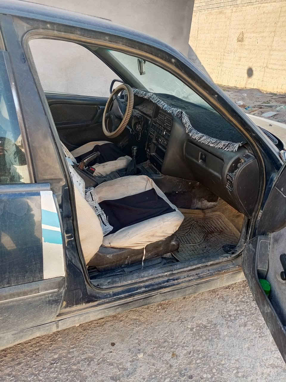 ئو ميگا يه موديل 1990ره قه م كركوك گير عا ديه بيطا قه ى به نزيني هه يه سعره كه ى 20 وه ر ه قه***********
