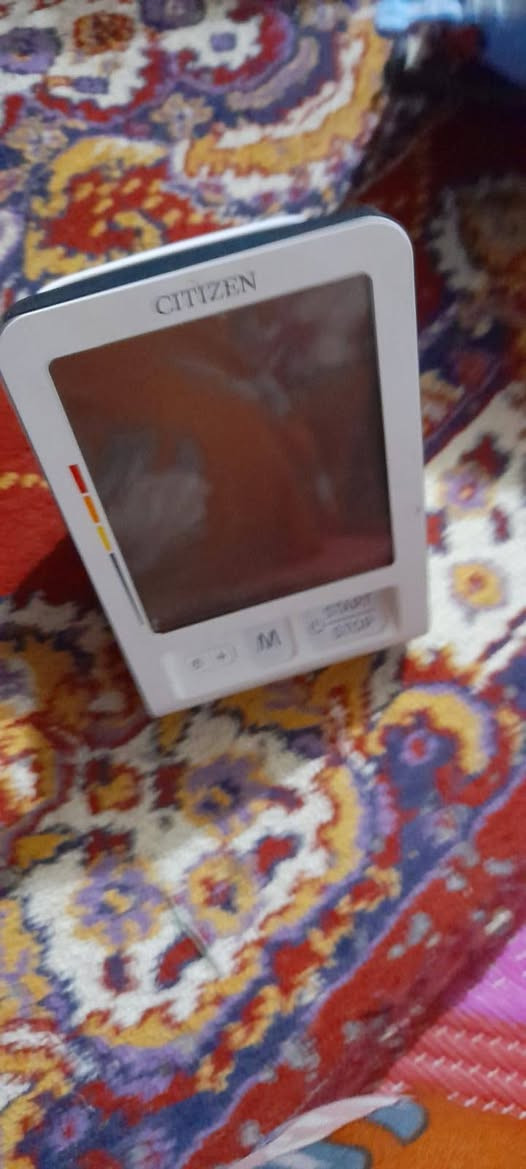 سلام عليكم جهاز قياس ضغط للبيع إستخدام اقل من شهر سعر 45قفل تواصل خاص او واتساب ***********
