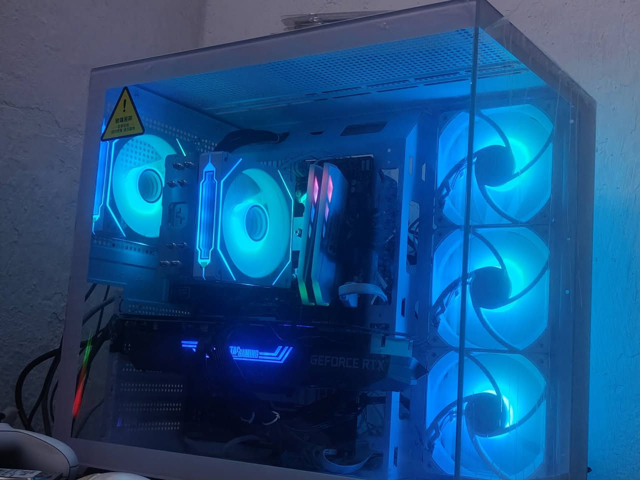 السلام عليكم 
تجميعة للبيع بمواصفات قوية للـ2K و الـ4K وشكل مرتب
واهم شي ضمان حقيقي 🌟
💠GPU: NVIDIA RX 3070TI ZOTAC 3xfan ARGB
💠CPU: AMD R5 5600 6C 12TH 
💠Cooler: DEEPCOOL 120mm Air cooler
💠M.B: X370 PRO4 ASROCK ATX 4slots
💠RAM: BLACK WOLF RGB 16GB 8x2 ddr4 3200Mhz
💠STRG:1/ SSD BLACK WOLF 512GB للألعاب والنظام
2/ HDD 320GB لتخزين صورك او تطبيقاتك
💠P.s: 750W GAMDIAS 80PLUS BRONZE 
💠Case: Glass White case with 4xfan ARGB
WITH RGB Remont Control

ضمان الحاسبة اسبوع والربط على UPS لحماية القطع
السعر مليون و 285 الف دينار (1,285,000)

📍الموقع بغداد مدينة الصدر قطاع 23
🚚 يوجد توصيل لجميع محافظات العراق 🇮🇶 
 هـ ***********  📞
