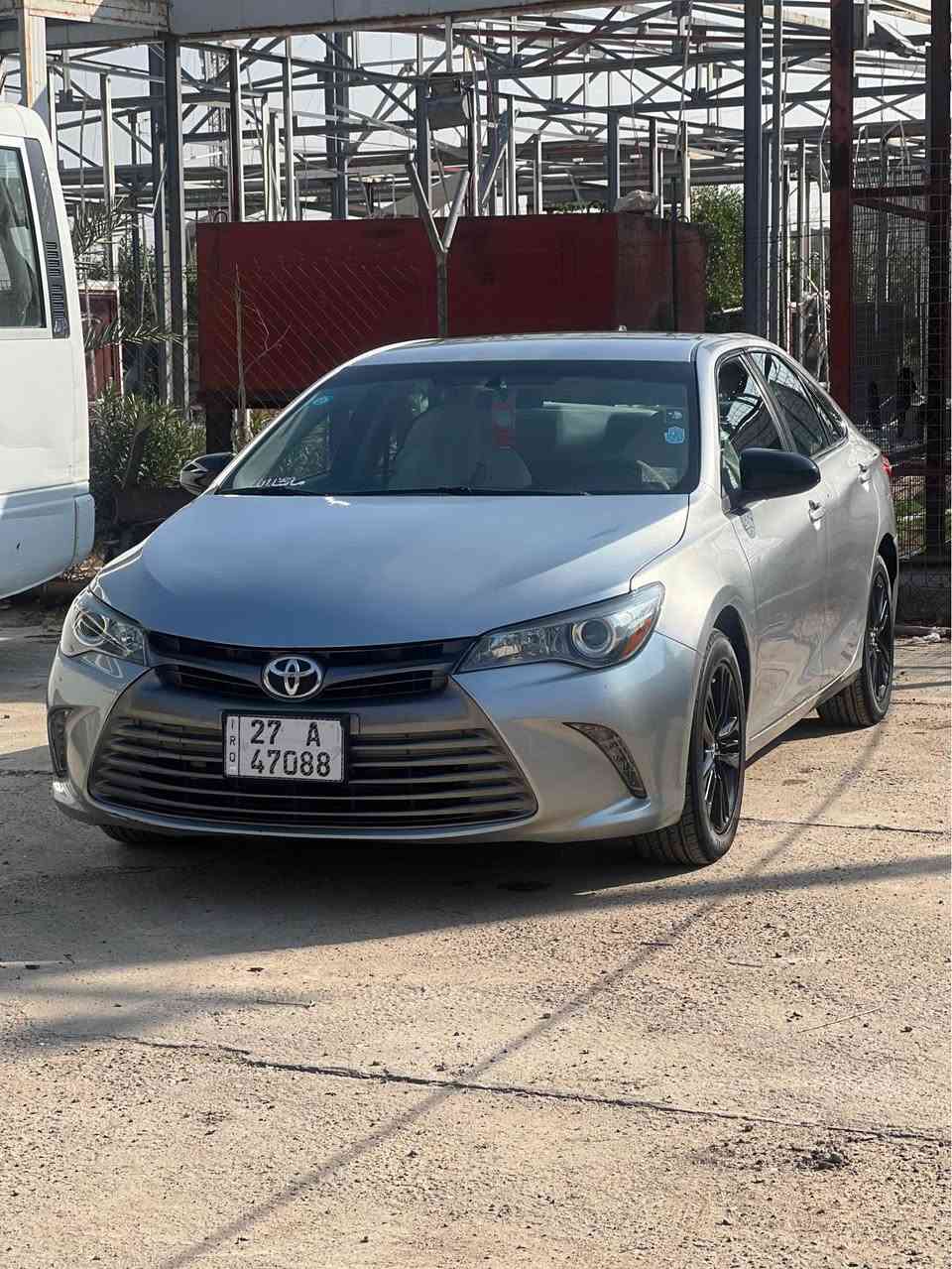 كامري 2015 
امريكي se بيه بس صبغ 4 قطع بدون دواخل بدون شاصي 
داخل جلد شفتات ستيرن كامره شاشه 
سياره كير مكينه بحاله جديده مابيه اي نقص 
رقم جديد باسم كلشي ادامه جديده 
بيه بس اذان محرك مو زينه 
سعر 140 وبيه مجال قليل 
مكان السياره الناصرية 
رقم *********** ناصرية, ذي قار
