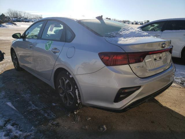 السلام عليكم فورتي موديل ٢٠٢٠ مكفوله من صبغ ماعده البارد الي بلباب الخلفي اسياره جاهزه وكامله المحرك ابلادي مامفتوح كير اي تي جاهزه ومناقصه كلشي رقم اربيل اجديد قبل خمست ايام متحوله وبسمي هزه جديده ورقم جديد يعني معليه اي مصاريف اشوكت متحب تحويل مباشر العنوان الفلوجه اشراي يخابر وتئمر امر *********** اسونار مرفق ويه اصور
