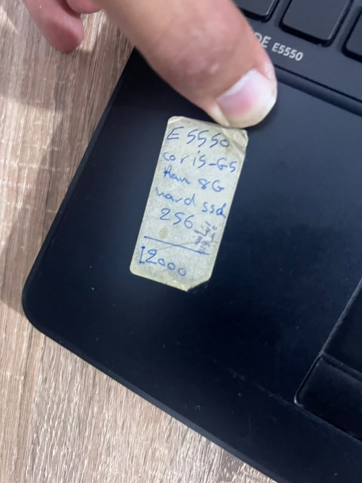 💻 للبيع لابتوب Dell Latitude E5550

✅ المعالج: Intel Core i5 الجيل الخامس
✅ الرام: 8GB
✅ التخزين: SSD 256GB
✅ الشاشة: 15.6 إنج
✅ الكيبورد عربي + إنكليزي
✅ الجهاز نظيف وسريع، جاهز للاستخدام أو الدراسة أو الدوام.

💰 السعر: 120الف 

📩 للاستفسار واتساب https://wa.me/9647725142073


**إذا كنت صاحب هذا الإعلان وتريد حذفه لأي سبب، رجاءا أرسل رسالة إلى الدعم الفني**