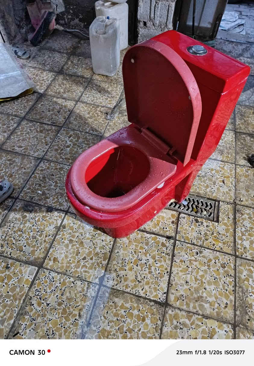 مقعد غربي كلش نضيف للبيع كربلاء ***********
