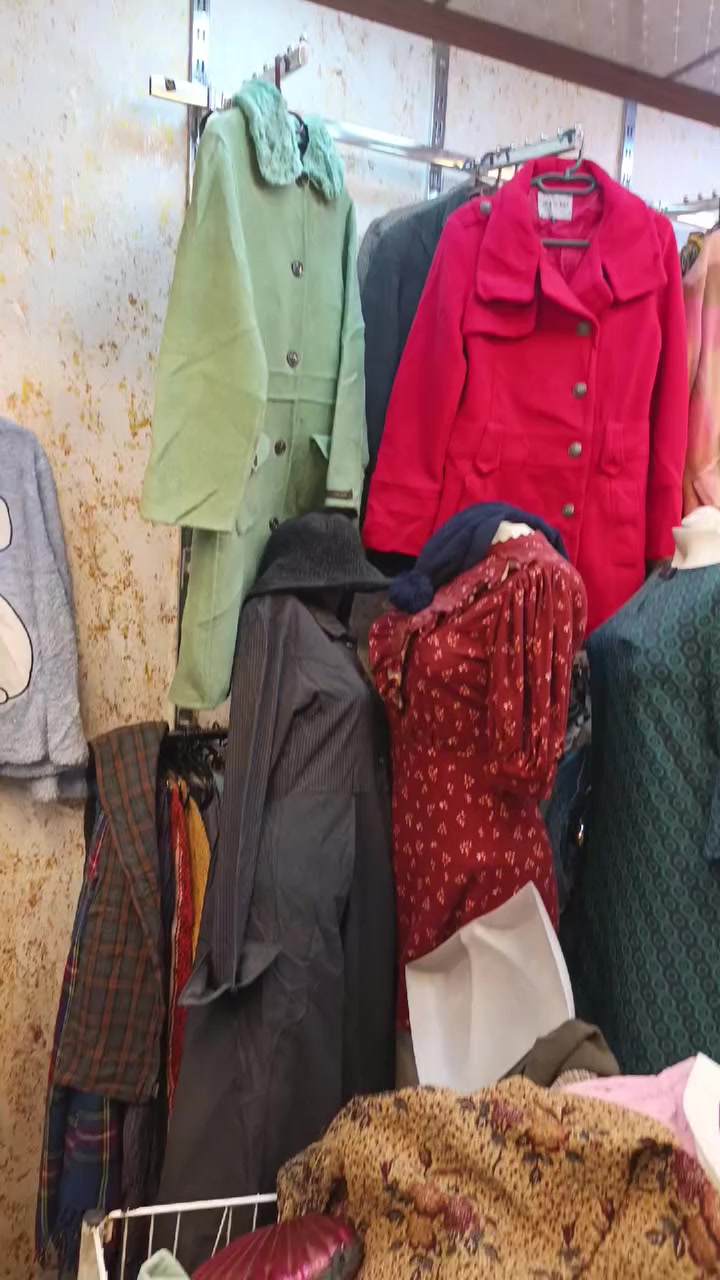 شلعة ملابس باله بسعر مناسب جدا
***********
