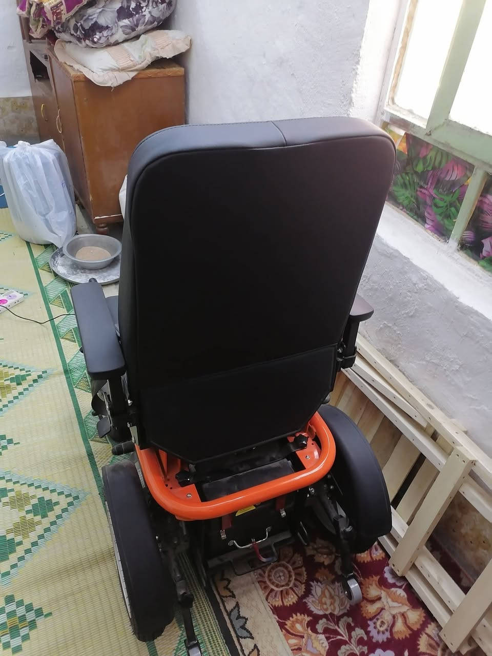 دراجه شحن جديده مامستعمله السعر ب 500 الف وبيه مجال *********** المكان قضاء النصر
