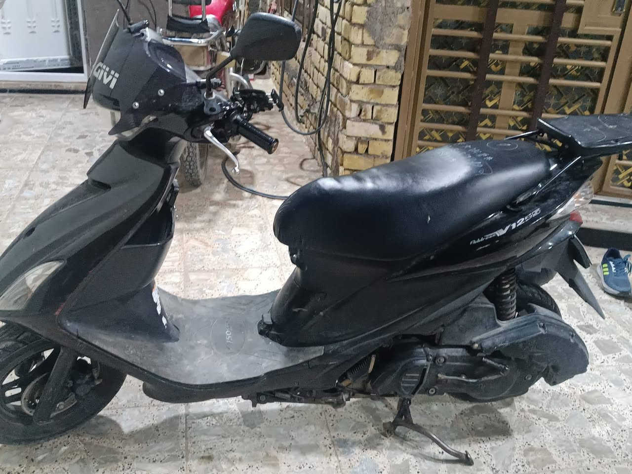 السلام عليكم دراجه ادرس حديث للبيع دراجه نضيفه واحلا من الصوره ومامغسوله نگره سلف كهربائيات شغاله عداد ١٢٠
السعر خاص 
العنوان الكوت الخاچيه 
رقمي  ***********
