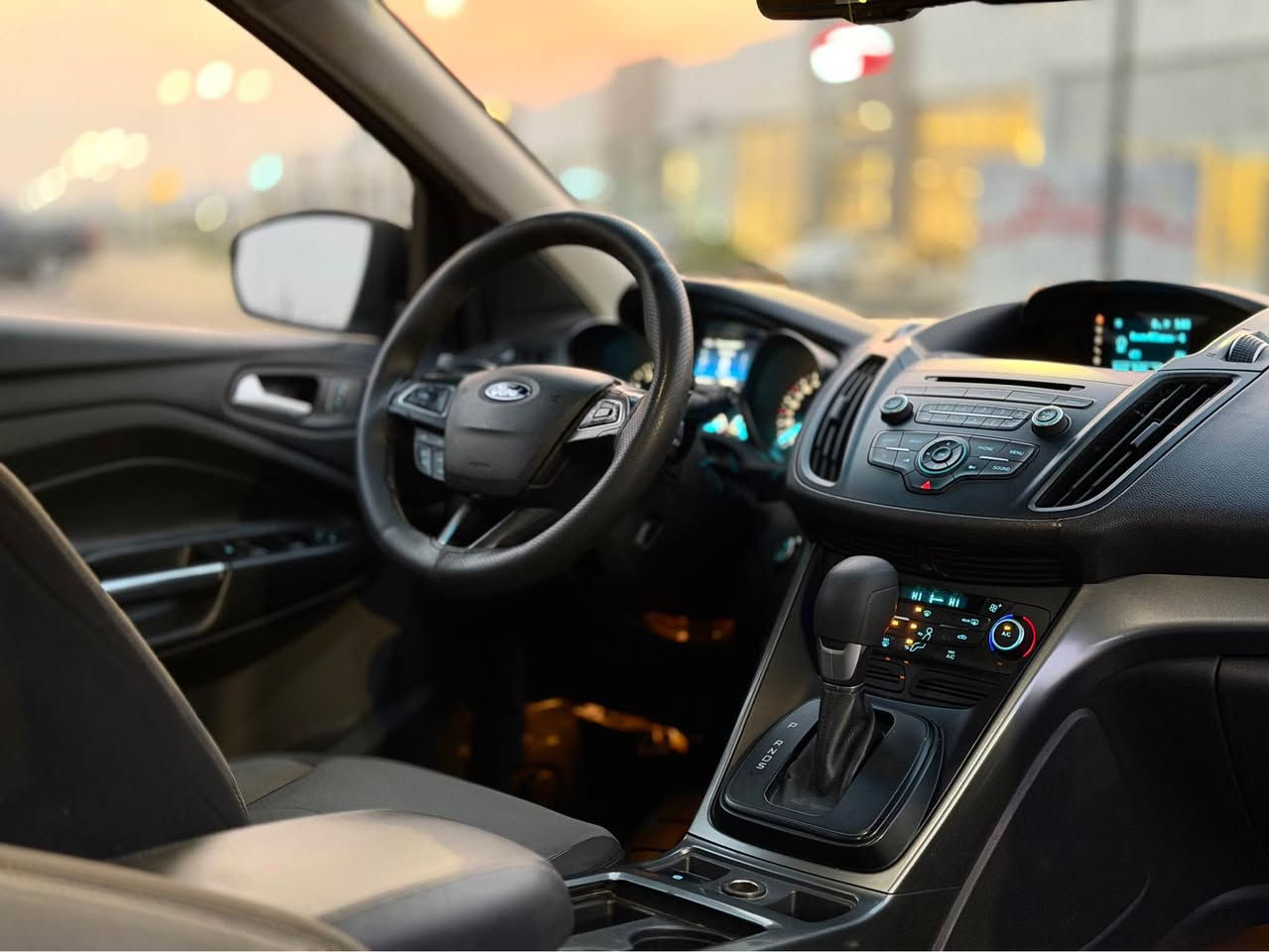 سەرەتا بەناوی خوای گەورە 
🔥ماشاءاللە لە مالی هەموولایەک🔥
فۆرد ئیسکەیپ مەکینە ٢.٥ مۆدێل ٢٠١٧’ی خلیجی
سەیارەیەکی هەتا بڵێی جوان و پاک و بێ مەسرووف
٩٨ هەزار ڕۆیشتووە ، هیچ جۆرە مەسروفاتێکی تیا نییە
مواسەفات :- بەصمە - حاصە - برێک بەصمە - باتل شیفت - لایت لید - بلاجکتۆر - تحکوماتی سوکان - هتر…
سەیارەکە تەنها یەک پەلەی دەرگای بۆیاخە قرچێکی هەیە
سەنەوی و ژینگەی تا ٢٠٢٩ تازەیە
ناونیشان ( سلێمانی )
نرخ ( ١١٨ )
ژ.پ :- ***********
*********** السليمانية, العراق
