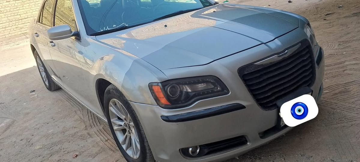 السلام عليكم اوباما 2012 رقم بغداد ب اسمي خمس موصفات معروفه شاشه كامره تشغيل عن بعد كشنات كهربائي حادثها موضح بالسونار السياره جاهزه و خير من الله مكاني بغداد السعر 150 و بيها مجال قليل 
***********
