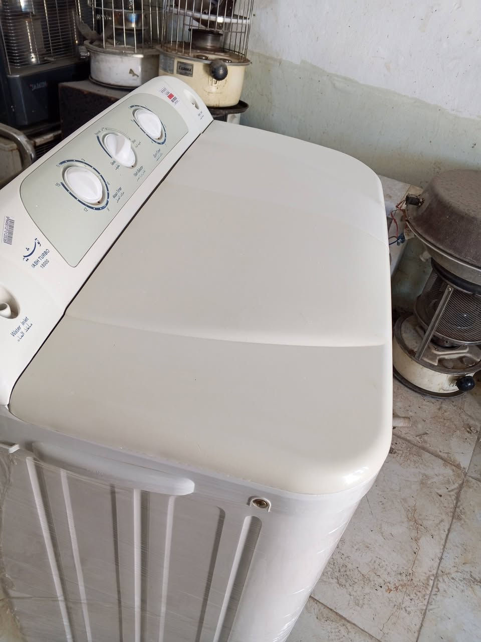 غساله نوع توشيبا الاصلي مو تقليد حجمها 16 كيلو فول اتو مواطير نحاس نضيفه بشكل سعرها 75 
#مكانها واسط الزبيدية 
#محل سيد احمد مقابيل الزراعة جوار المستشفى 
***********
