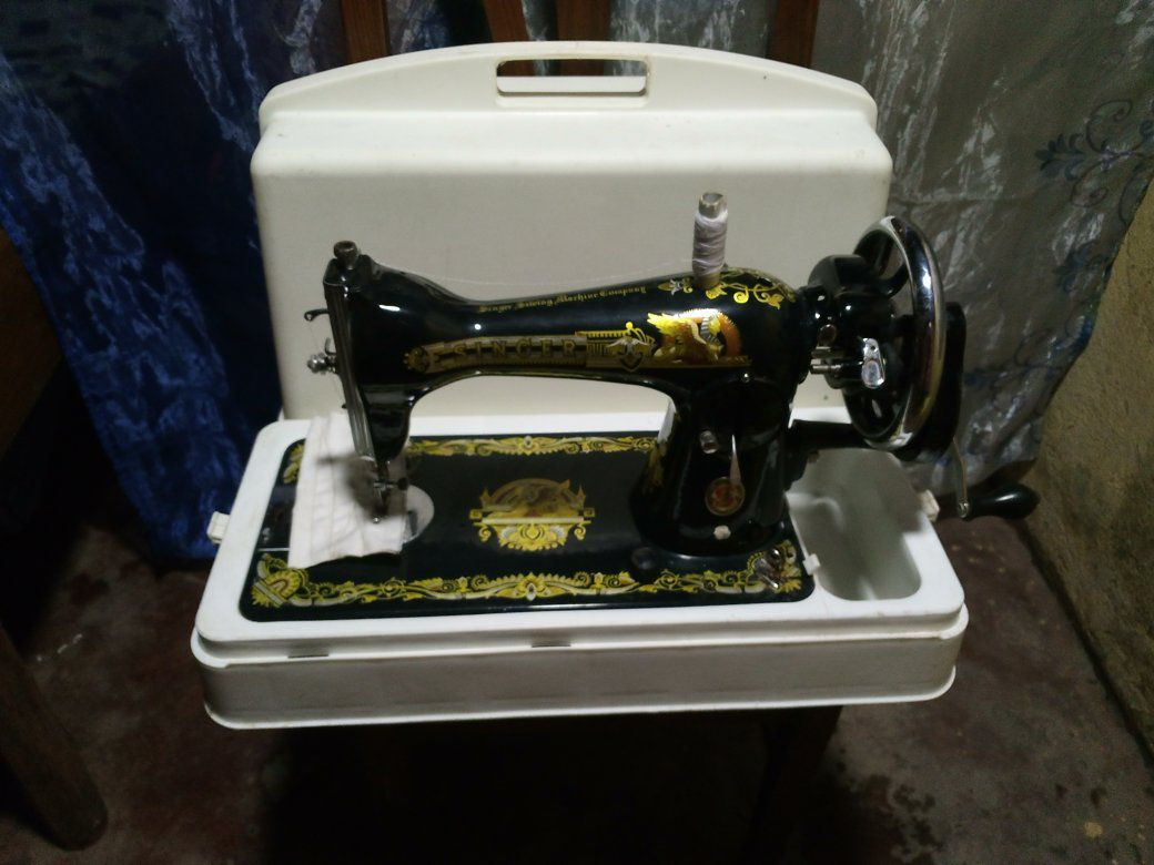 Machine singer amidy mandetsar tsimisy olana fatonga de afaka miasa avetrany


**إذا كنت صاحب هذا الإعلان وتريد حذفه لأي سبب، رجاءا أرسل رسالة إلى الدعم الفني**