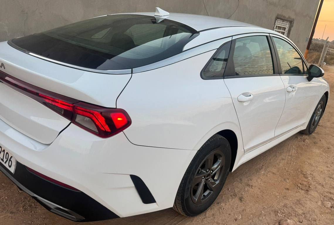 سلام عليكم كي فايف امريكي 2023 رقم بابل معوقين 
ماشيه 25 الف محرك 1600 تيربو
مكفوله من الضربة السعر 170 بيع او مراوس بجارجر مكاني ديوانية (غماس) اللاستفسار ***********
