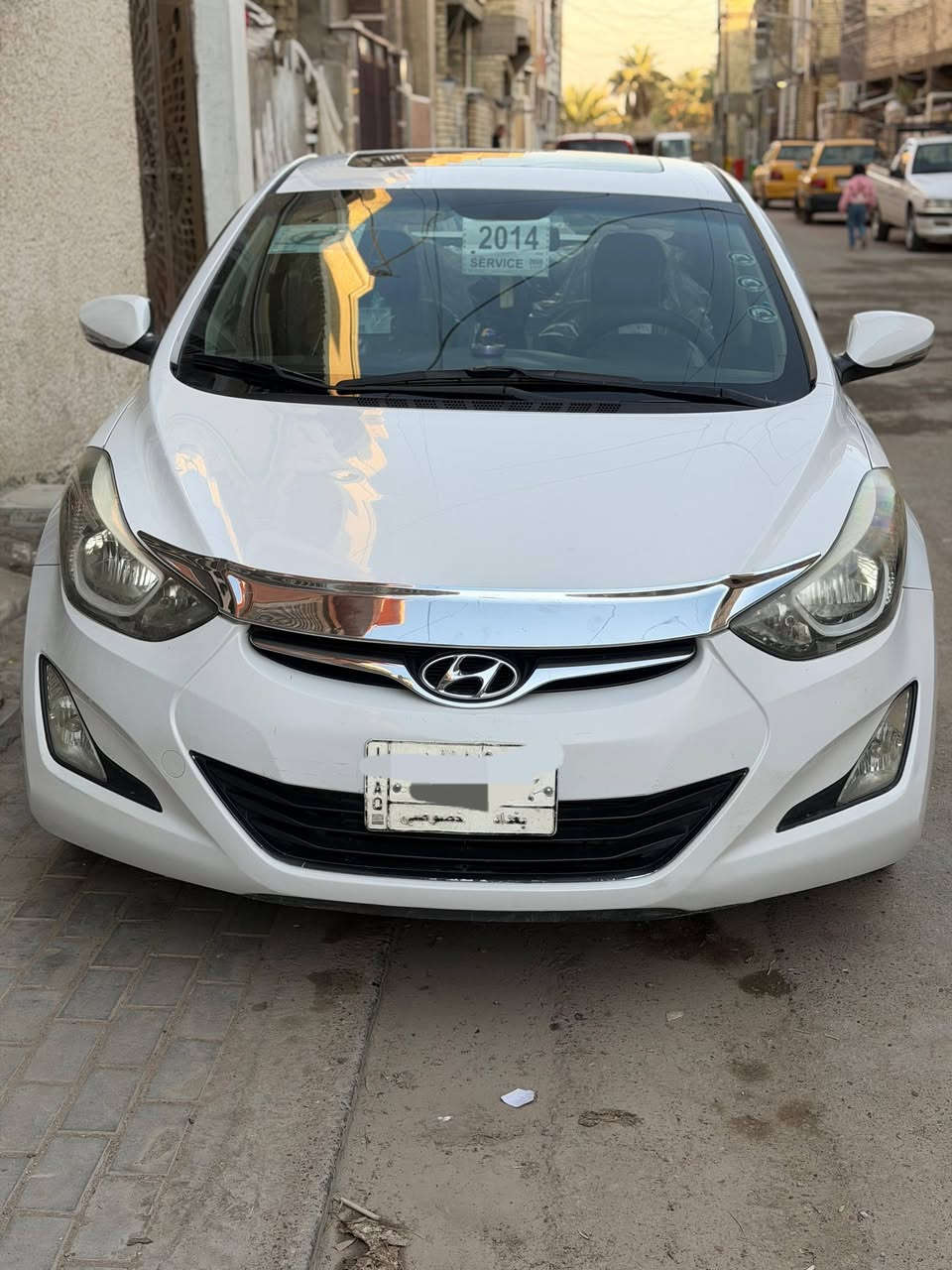 النترا وارد خليجي موديل ٢٠١٤ مكفوله من حادث ماعدا صبغ بل الهلال جاملغ أمامي فقط والباقي مكفول  مكينه ١٨٠٠ وكير وصدروتبريد كل مكفول السعر ١٢٠ بيهامجال الاتصال ***********عنوان الشعب
