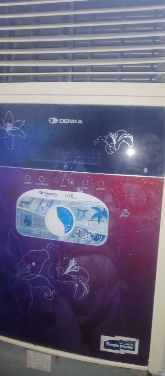 السلام عليكم 
قطعة داخلية 3 طن دنگا نظيفة جدا 
السعر 200 
***********
