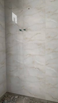 خلفة سيراميك متفرغ  ، الواح ، بورسلين ، مرمر شغل درجه اولى اسعار مناسب...