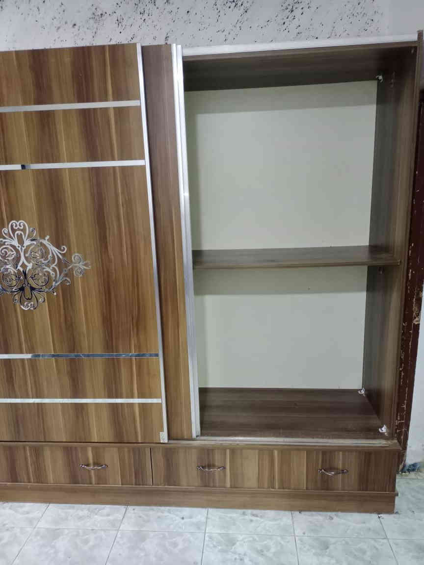 غرفه النوم تركي البيع اتصال *********** كركوك, العراق
