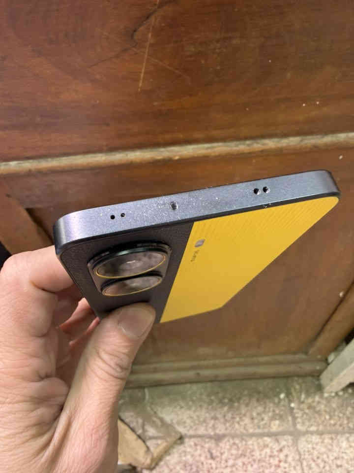 Poco x7 pro
512/16

Dimensity 8400 ultra

Camera. 50 mp

بطارية 6000

شاحن 90 واط

ملحقات كاملة

الجهاز استخدام قليل جدا

نظافه 100

بطارية 100

السعر 360.000/ اسعار ثابتة

الملك سنتر/السيدية

***********
