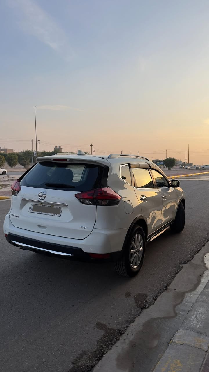 للبيع نيسان روج 2020  ،وارد امريكي،                                المكان الانبار- الرمادي                                                     السعر 18.500$.                                                            للتواصل ***********
