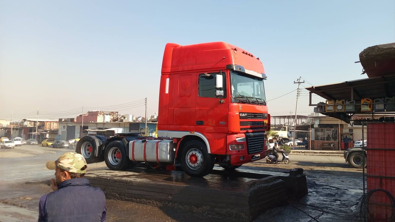 سلام عليكم داف للبيع موديل 2001 بم ونوزل محرك 430 لا صرف لا نفخ رقم اربيل مربوطه فلات سنكل خلفي مزوچ شركه القماره مصبوغه فقط من التقحيل شرط شرط التحويل عربانته موجوده بيع فقط الراس *********** العنوان موصل السعر 105 وبيا مجال قليل
