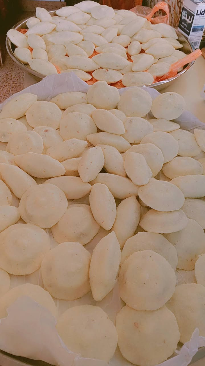 لحجز خاص او عله هذه رقم ***********
