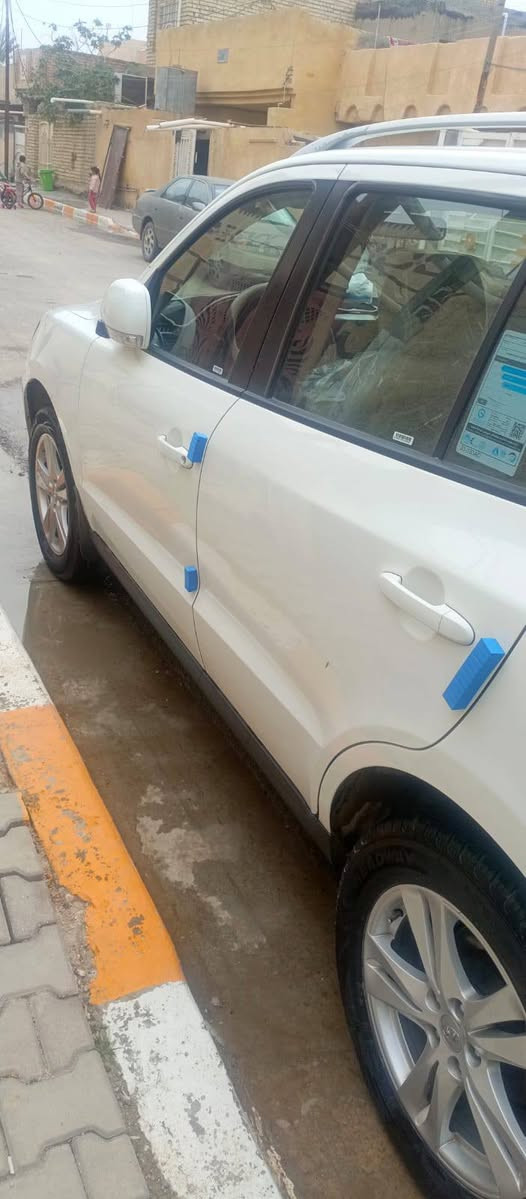 مرة خصت مدير الكروب سنتافي موديل 12 محركهة 3800 ستة سلندر محرك خير من اللة رقم انكليزي  هزتهة بعدهة مصاقطة رقمي ‏‪***********‬‏
