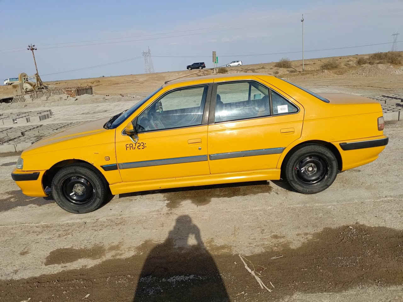 السلام عليكم بيجو باص موديل 2015 مقفوله كفاله عامه بيا فقط بنيد سياره جاهزه من كل شيء مصفره هيئه وغرامات رقم انجليزي باسمي تحويل مباشر مكان السياره عماره رقم صاحب السياره مكلف بالنشر ***********
