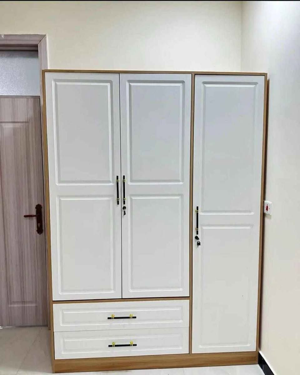 كنتور 3 باب عرض متر ونص
 ارتفاع مترين عمق 50 سم
 يوصل بالكارتون ما مشدود
السعر 240الف

للحجز والاستفسار مراسلة الصفحة 

التوصيل لجميع المحافظات العراق بغداد, العراق


**إذا كنت صاحب هذا الإعلان وتريد حذفه لأي سبب، رجاءا أرسل رسالة إلى الدعم الفني**