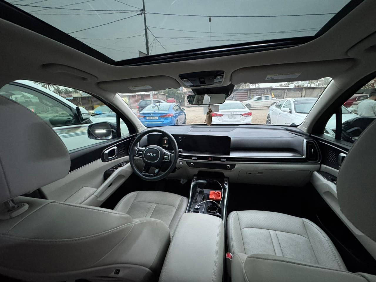 سورنتو S 2025 وارد امريكي
اللون الجديد
رقم الشاصي موجود بالمنشور
فحص مؤقت ( بدون لوحات ) 
       حجم المكينه : 2.5
      الحادث:  تبديل بنيد + جاملغ ايمين
 بدون دواخل
ماشية 15  
مواصفات السيارة
بانوراما 
7 راكب
داخل بيجي
ومواصفات S المعروفة
السعر :255 وبيها مجال
للاستفسار :***********
