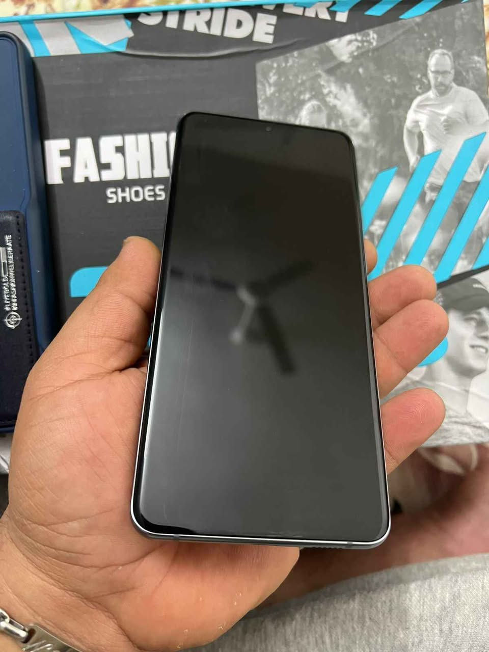 اس 20الترا مكفول ونضيف جدآ جدآ مكفول من كل شي كامرات x100 معروفه بي طبع بسيط بالشاشه ما مأثر السعر 240 الف قفل بيع فقط اسعار ثابته *********** وتساب فقط مكاني بغداد الحريه او ساحة عدن بغداد, العراق
