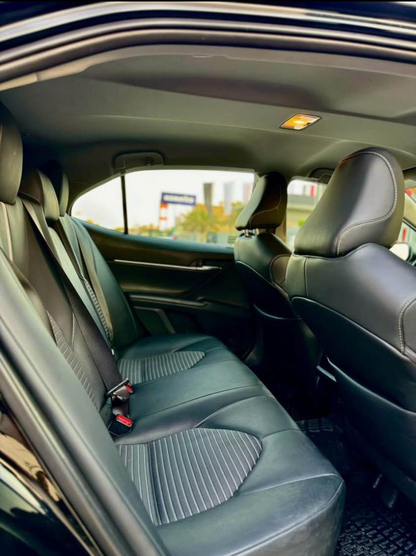 كامري se 2023 بانزين 
السعر 20,800
المسافة المقطوعة 27000 ميل 
حادث بنيد فقط مرفق بالصور 
ايرباك ستيرن فقط راجع سستم فول 
كشنات جلد 
تحكم ستيرن 
شاشة عرض تدعم الكار بلي والاندرويد 
محرك ٤ سلندر 2.5 سيارة اقتصادية جداً 
مرقم بغداد رقم جديد 
طستهة ناعمة تخبل
ثلاث انظمة ECO,normal,Sport
تحديد سرعة 
خروج من المسار 
رادار توقف ذاتي 
سويج 
وباقي مواصفات SE المعروفة 
باسمي تحويل ثاني يوم


**إذا كنت صاحب هذا الإعلان وتريد حذفه لأي سبب، رجاءا أرسل رسالة إلى الدعم الفني**