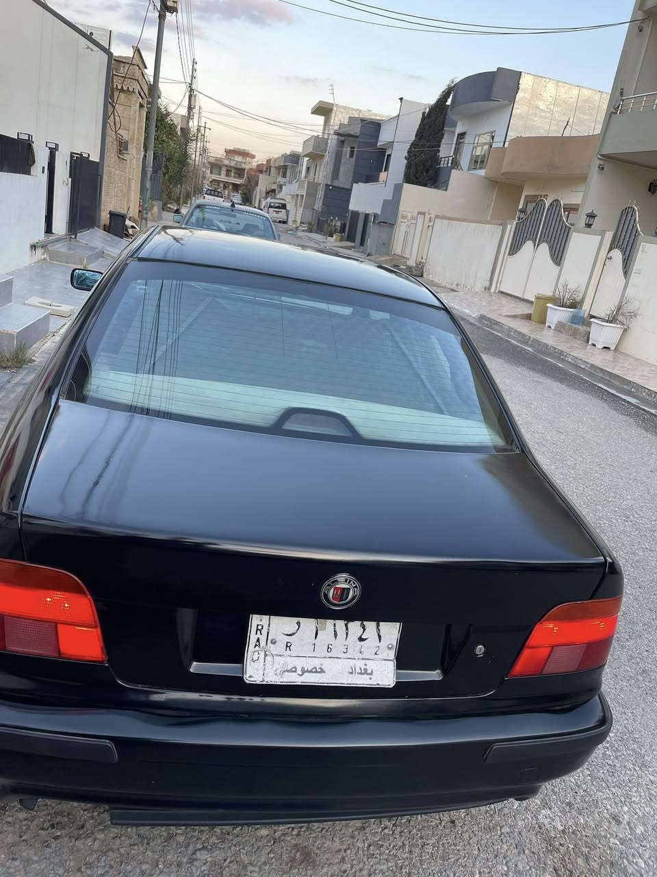 🚗🔥 BMW صقر للبيع 🔥🚗
سيارة فخمة وقوية لعشاق الأداء والهيبة 💪

✔️ الموديل1997 

✔️ اللون: أسود خورافي 🖤

✔️ الحالة: جاهزة من كلشي، ما تحتاج أي صرف

✔️ الصبغ: صبغ عام حديث (مصبوغة جديد) ✨

✔️ مو أمبولشة ❌ (صبغ حقيقي مو تجميل)

✔️ الداخلية: جلد نظيف ومرتب 🪑

✔️ التبريد: تلج ❄️

✔️ الضرر السابق: التكمه  (مصلّح)

🚘 السيارة مرتبة وجاهزة للاستخدام مباشرة

💥 شرط البيع: تحويل

🔄 أو مراوس ويا كمارو أو موستنك

📞***********
📩 للجادين فقط، تواصل السعر85  وسعر بي مجال
