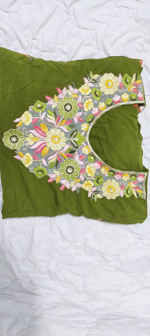 متوفرة بيع مباشر 
كشمير اللون يجنن 
و السعر مناسب جدا 💗💗💗


**إذا كنت صاحب هذا الإعلان وتريد حذفه لأي سبب، رجاءا أرسل رسالة إلى الدعم الفني**