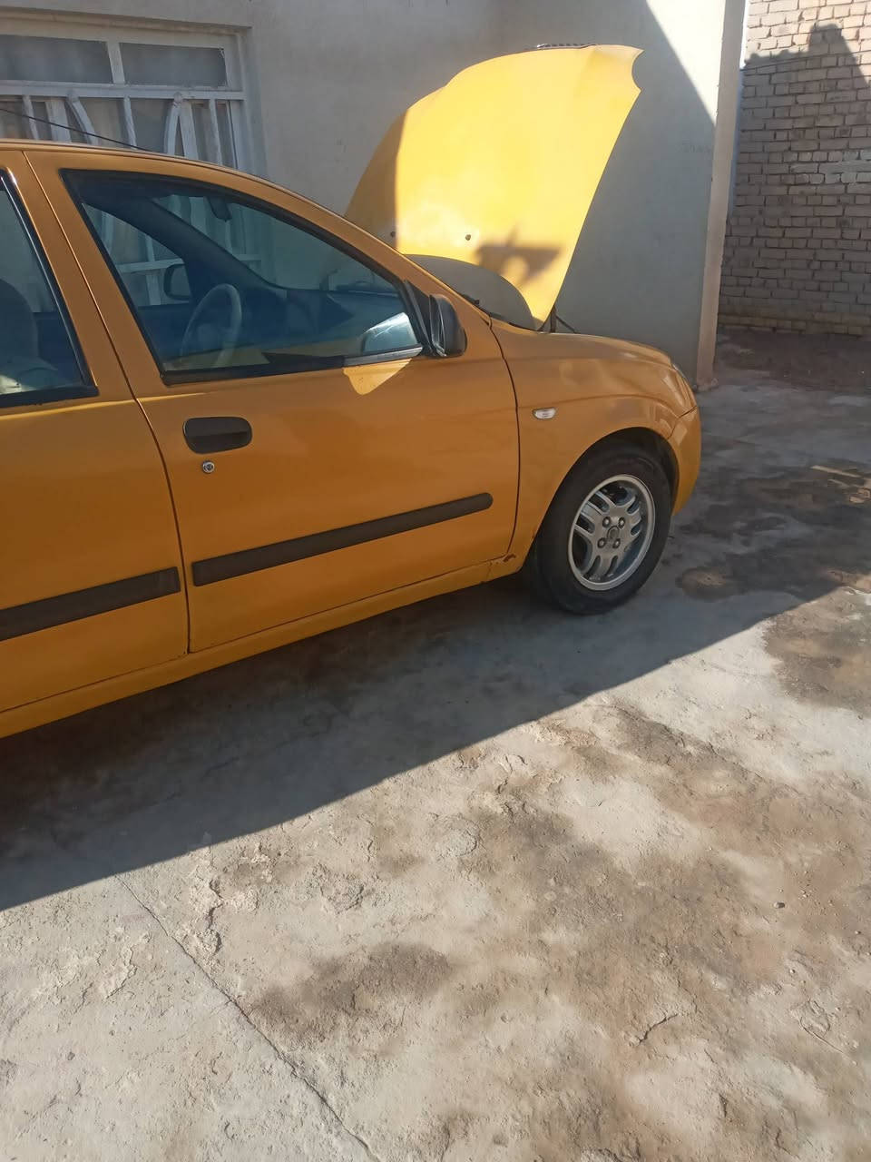 طيبه ١٦ رقم دولي سياره على البلاد تبريد الراوتر ماي زيتي تخم تاير جديد باتري جديد والكشر كدامك رقم دولي تحويل وين ماتريد بسمي للسبعه او عشرين 
السعر ٣٨ ورقه 
رقم التلفون ***********
