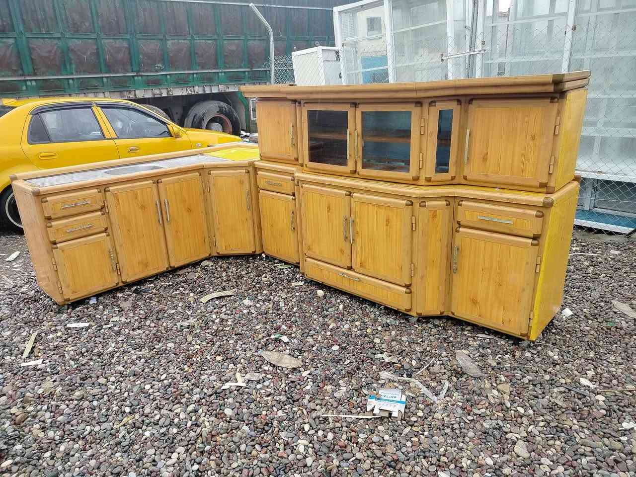 كاونتر ٣قطع نضيف حيل تفصال عنوان موصل حي الوليد هاتف *********** سعر ٣٨٠
