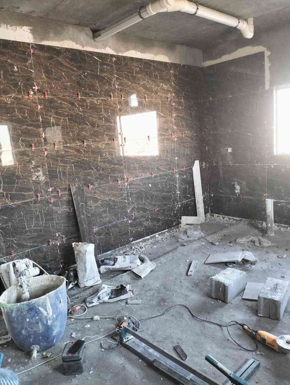 خلفه سيراميك ومرمر وكاشي بورسلين والوح شغل درجة أوله رقم الهاتف اتوصل واتساب ***********🫡
