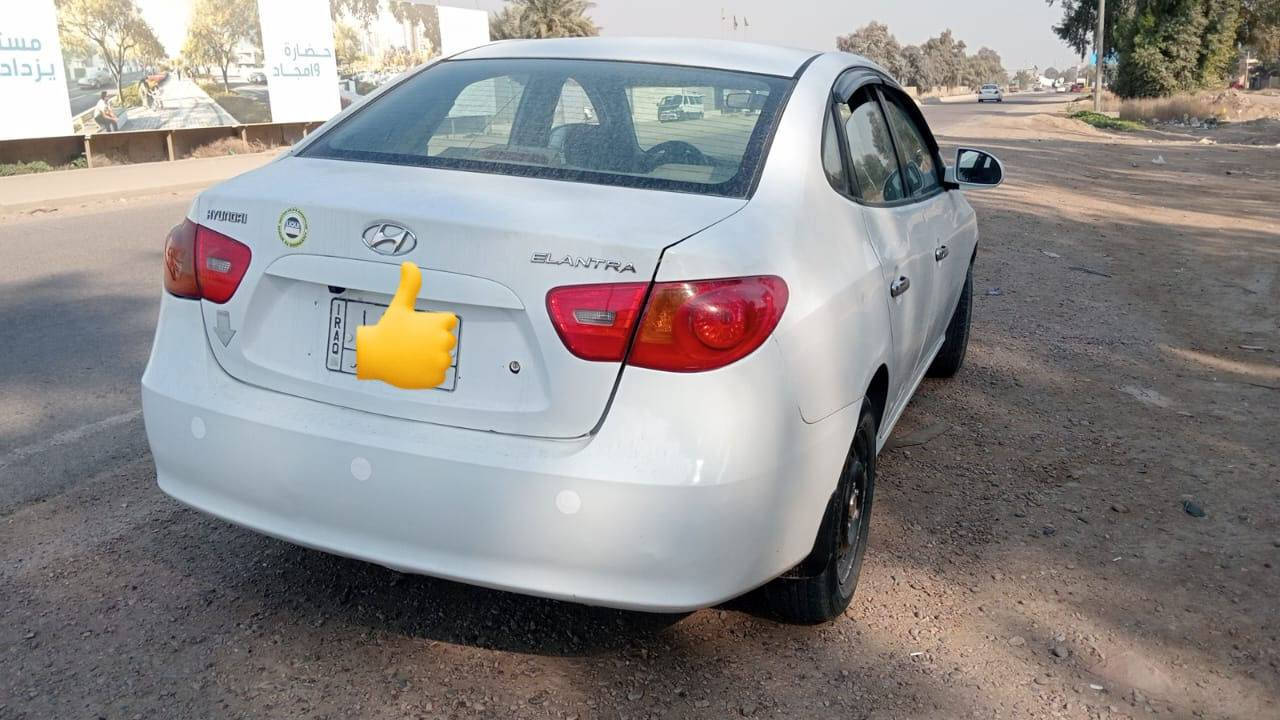 سلام عليكم 
للبيع النتره موديل 2008
خليجي 
بيها البنيد مبدل ومكانات بارد 
رقم بغداد تحويل مباشر سنويه 27
***********
