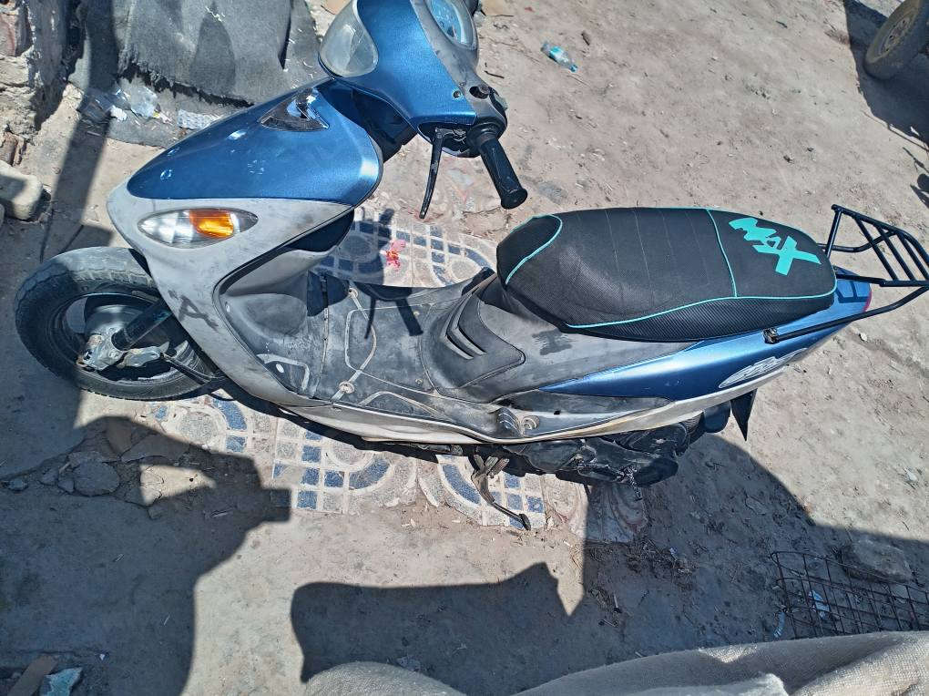 سلام عليكم دراجه ماكس نضيفه كلها شغاله ما مفتوحه كهربائية كلها شغاله مابيها اي نقص نقصها بس مدكد كدام
دراجه تخبل مال بيت البصرة, العراق


**إذا كنت صاحب هذا الإعلان وتريد حذفه لأي سبب، رجاءا أرسل رسالة إلى الدعم الفني**